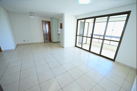 Apartamento para alugar com 108m², 3 quartos e 2 vagasSala