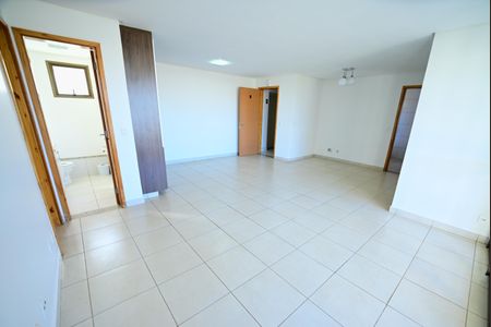 Apartamento para alugar com 108m², 3 quartos e 2 vagasSala
