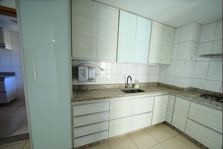 Apartamento para alugar com 108m², 3 quartos e 2 vagasCozinha