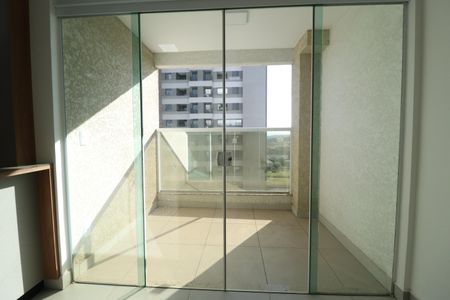 Sacada de apartamento para alugar com 3 quartos, 70m² em Granja Marileusa, Uberlândia