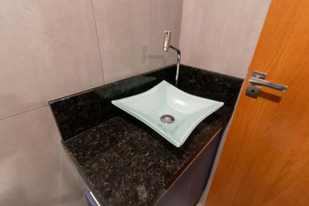 Apartamento para alugar com 27m², 1 quarto e sem vaga Apartamento para alugar com 27m², 1 quarto e sem vagaDetalhe do banheiro