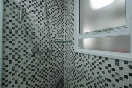Apartamento à venda com 64m², 3 quartos e 1 vaga Apartamento à venda com 64m², 3 quartos e 1 vagaBanheiro Social