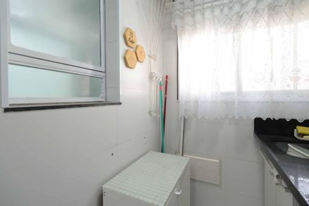 Apartamento à venda com 64m², 3 quartos e 1 vaga Apartamento à venda com 64m², 3 quartos e 1 vagaÁrea de Serviço