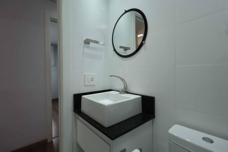 Apartamento à venda com 64m², 3 quartos e 1 vaga Apartamento à venda com 64m², 3 quartos e 1 vagaBanheiro Social