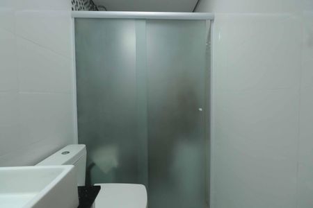 Apartamento à venda com 64m², 3 quartos e 1 vaga Apartamento à venda com 64m², 3 quartos e 1 vagaBanheiro Social