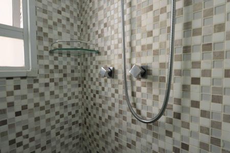 Apartamento à venda com 64m², 3 quartos e 1 vaga Apartamento à venda com 64m², 3 quartos e 1 vagaBanheiro da Suíte
