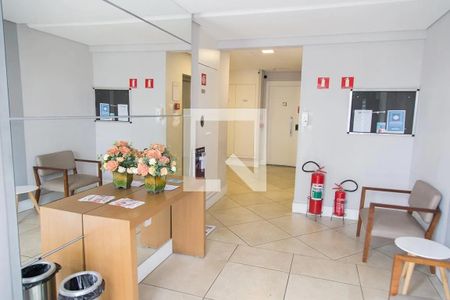 Apartamento à venda com 64m², 3 quartos e 1 vaga Apartamento à venda com 64m², 3 quartos e 1 vagaHall social