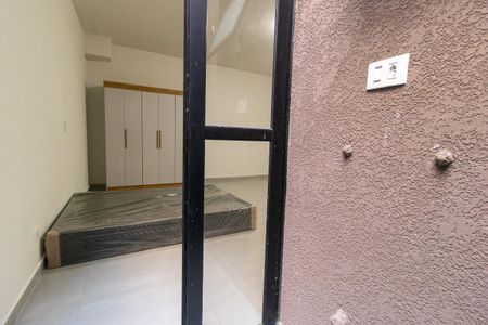Studio para alugar com 27m², 1 quarto e sem vaga Studio para alugar com 27m², 1 quarto e sem vagaÁrea de Serviço