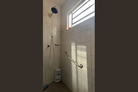 Casa para alugar com 260m², 3 quartos e 2 vagas