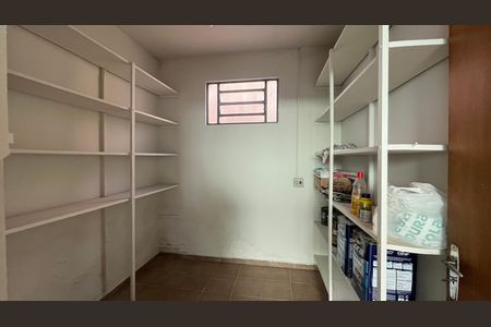Casa para alugar com 260m², 3 quartos e 2 vagas