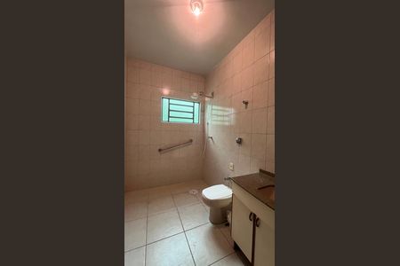 Casa para alugar com 260m², 3 quartos e 2 vagas