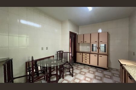 Casa para alugar com 3 quartos, 260m² em Jardim Guanabara, Campinas