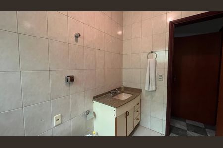 Casa para alugar com 260m², 3 quartos e 2 vagas
