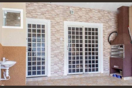 Casa para alugar com 125m², 5 quartos e 2 vagas