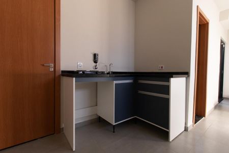 Studio para alugar com 25m², 1 quarto e sem vaga Studio para alugar com 25m², 1 quarto e sem vagaCozinha - Armários