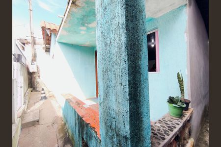 Casa à venda com 70m², 2 quartos e sem vagaEntrada