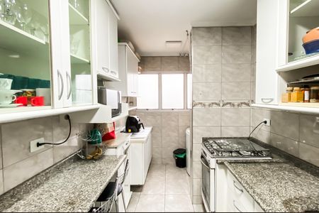 Apartamento à venda com 52m², 2 quartos e 1 vaga Apartamento à venda com 52m², 2 quartos e 1 vagaCozinha