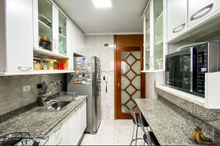 Apartamento à venda com 52m², 2 quartos e 1 vaga Apartamento à venda com 52m², 2 quartos e 1 vagaCozinha