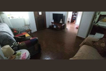 Casa à venda com 3 quartos, 106m² em Jardim Sabara, São Paulo