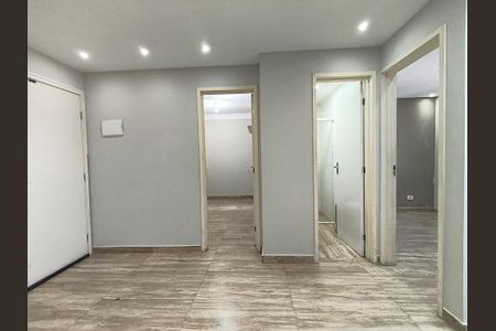 Apartamento à venda com 2 quartos, 46m² em Vila Nhocuné, São Paulo