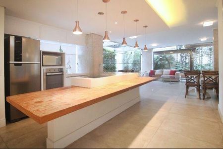 Apartamento à venda com 136m², 3 quartos e 1 vaga