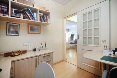 Apartamento à venda com 136m², 3 quartos e 1 vaga
