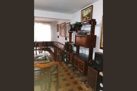 Casa à venda com 4 quartos, 300m² em Vila Camilópolis, Santo André