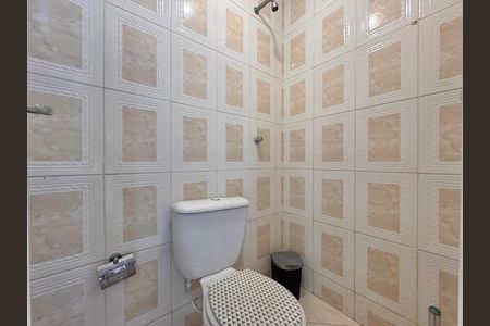Apartamento à venda com 150m², 3 quartos e 2 vagas Apartamento à venda com 150m², 3 quartos e 2 vagasTerraço - Banheiro