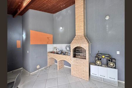 Apartamento à venda com 150m², 3 quartos e 2 vagas Apartamento à venda com 150m², 3 quartos e 2 vagasTerraço