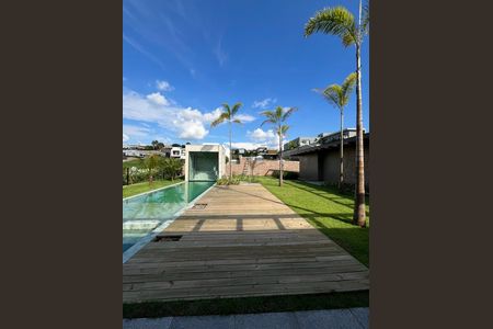 Casa à venda com 5 quartos, 650m² em Sousas, Campinas