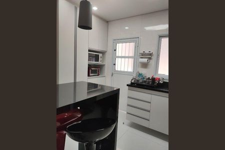 Casa à venda com 118m², 3 quartos e 2 vagas