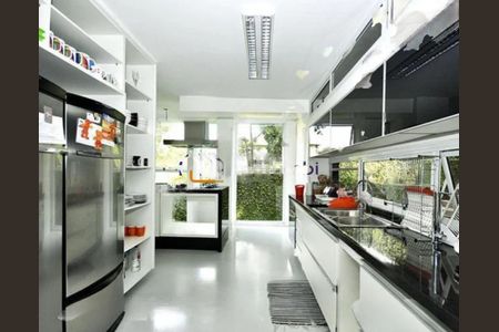 Casa para alugar com 6 quartos, 534m² em Fazenda Morumbi, São Paulo