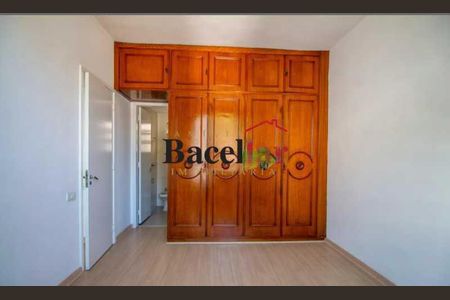 Apartamento à venda com 70m², 2 quartos e 1 vaga