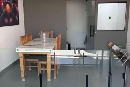 Casa à venda com 2 quartos, 120m² em Vargem Pequena, Rio de Janeiro