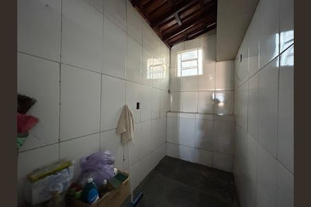 Casa para alugar com 240m², 4 quartos e 2 vagas