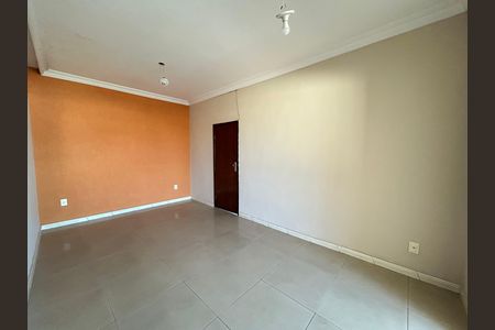 Casa para alugar com 240m², 4 quartos e 2 vagas