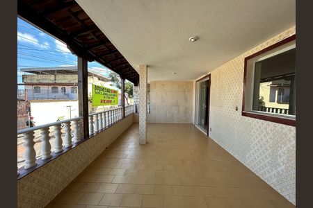 Casa para alugar com 240m², 4 quartos e 2 vagas