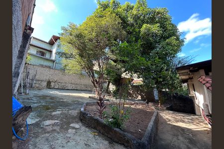 Casa para alugar com 240m², 4 quartos e 2 vagas