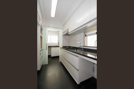 Apartamento para alugar com 156m², 2 quartos e 2 vagasCozinha