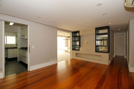 Sala de apartamento para alugar com 2 quartos, 156m² em Pinheiros, São Paulo