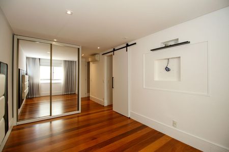 Apartamento para alugar com 156m², 2 quartos e 2 vagasSuíte 2