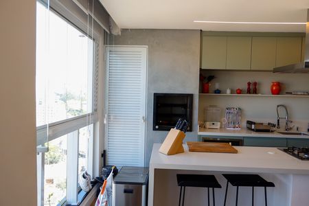 Apartamento à venda com 75m², 2 quartos e 1 vaga Apartamento à venda com 75m², 2 quartos e 1 vagaSacada