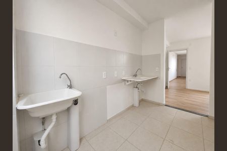 Cozinha de apartamento para alugar com 2 quartos, 47m² em Tijuca, Contagem