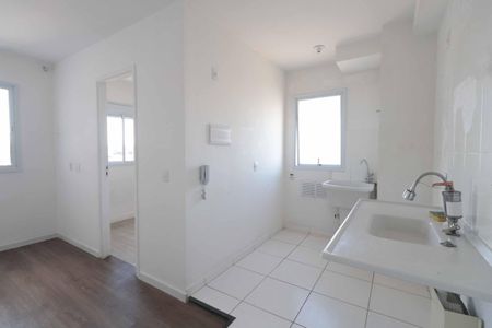 Apartamento para alugar com 40m², 2 quartos e sem vaga Apartamento para alugar com 40m², 2 quartos e sem vagaCozinha e Área de Serviço