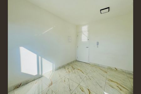 Apartamento para alugar com 24m², 1 quarto e sem vaga Apartamento para alugar com 24m², 1 quarto e sem vagaSala cozinha