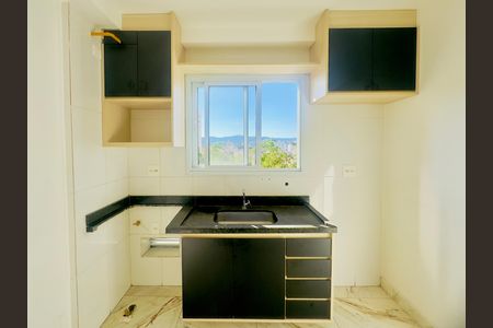 Apartamento para alugar com 24m², 1 quarto e sem vaga Apartamento para alugar com 24m², 1 quarto e sem vagaCozinha - Armários