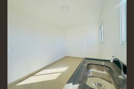 Apartamento para alugar com 61m², 2 quartos e sem vaga Apartamento para alugar com 61m², 2 quartos e sem vagaCozinha