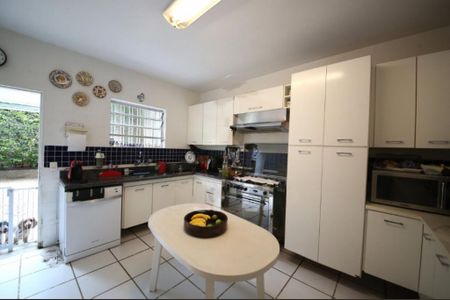Casa à venda com 5 quartos, 400m² em Planalto Paulista, São Paulo