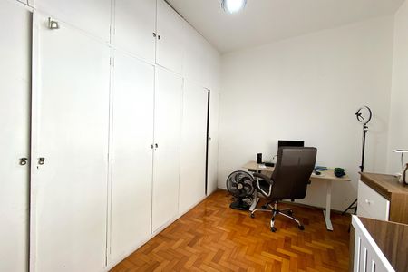 Apartamento à venda com 127m², 3 quartos e 1 vaga Apartamento à venda com 127m², 3 quartos e 1 vagaSuite