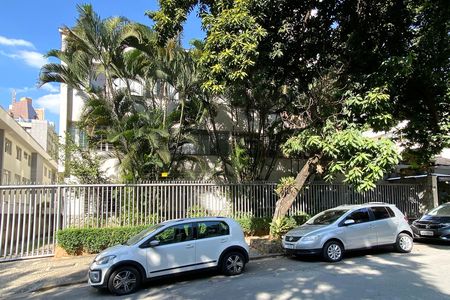Apartamento à venda com 127m², 3 quartos e 1 vaga Apartamento à venda com 127m², 3 quartos e 1 vagaFachada
